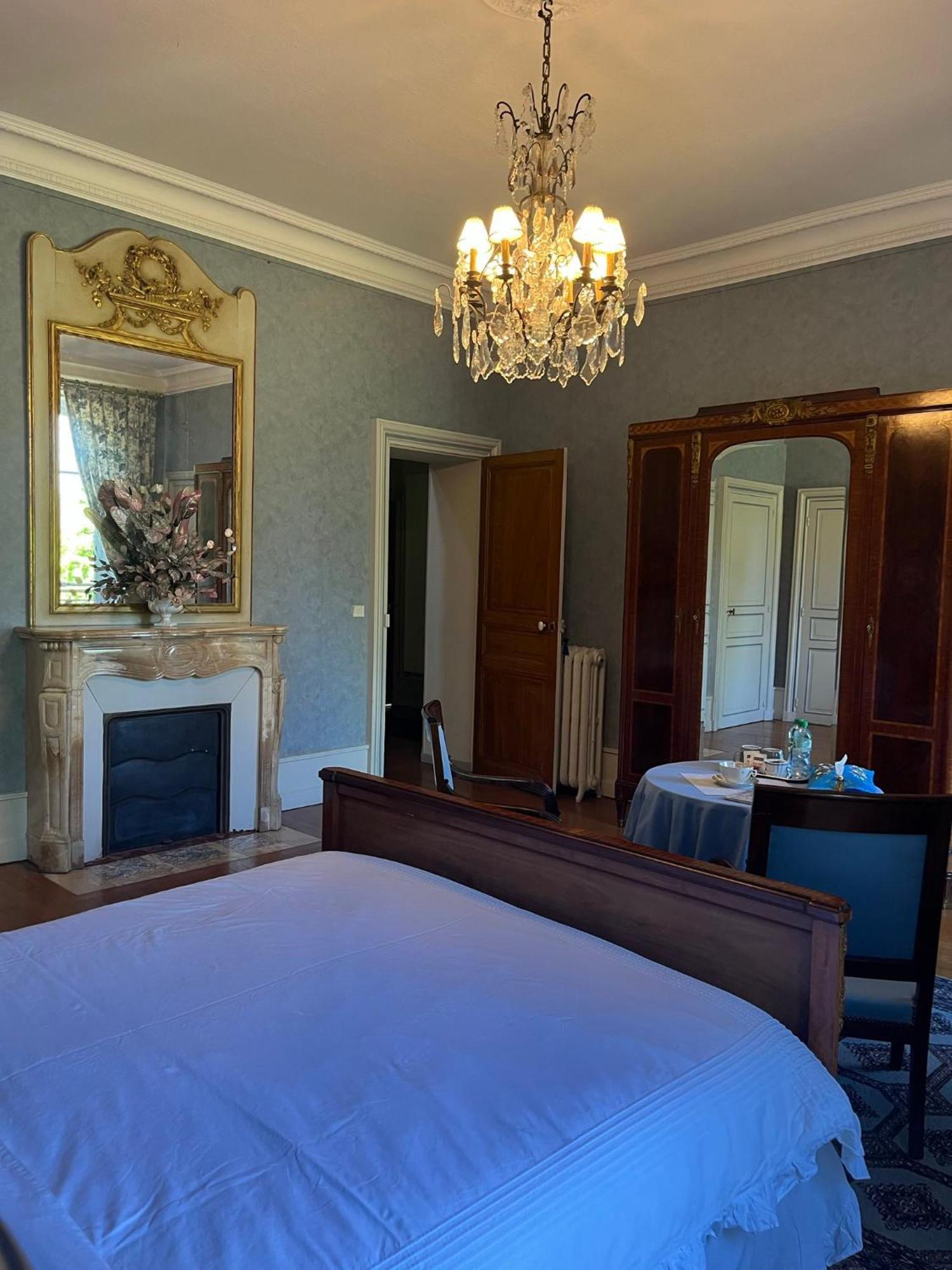 Bed and Breakfast Demeure Des Payratons Saint-Gerand-le-Puy Zewnętrze zdjęcie